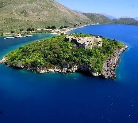 Mare Guest house Himare