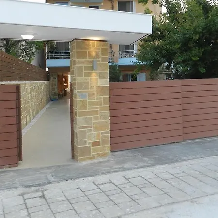 Mare 3* Himara